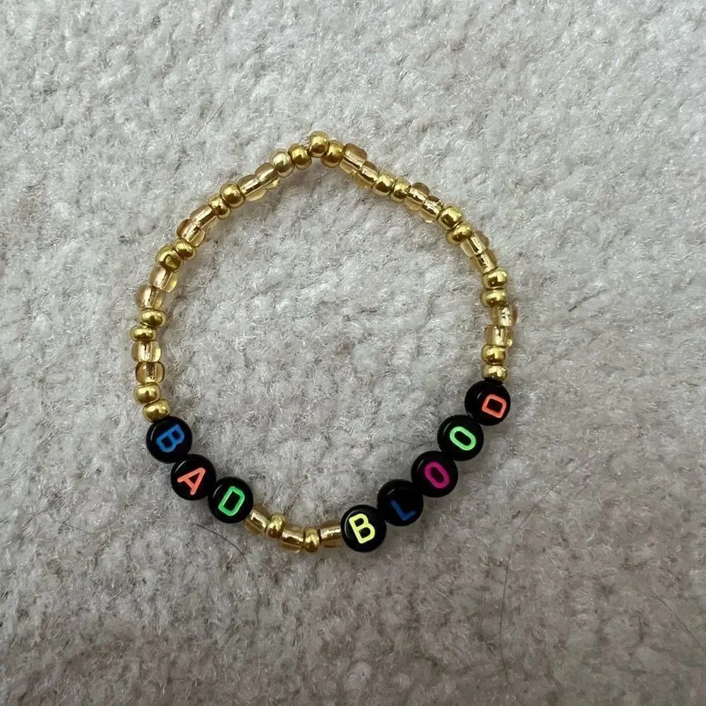 Taylor Swift Friendship Bracelet